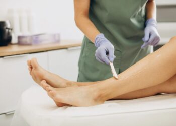 Quality Matters: Choosing the Best Waxing Services for Your Skin 1 Quality Matters Choosing the Best Waxing Services for Your Skin