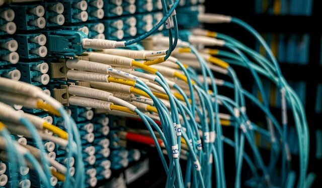 How Fiber Internet Reduces Lag for Competitive Online Gaming 1 How Fiber Internet Reduces Lag for Competitive Online Gaming