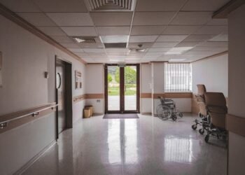 How Low-Profile Raised Floors Cut Renovation Time and Disruption for Business